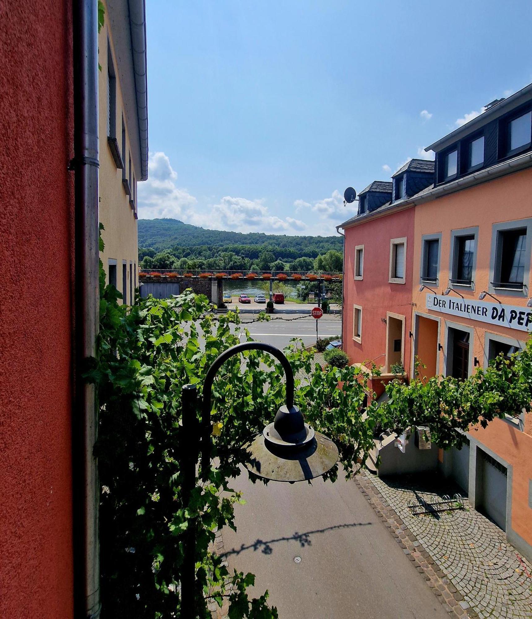 Das Rote Ferienhaus Terlinden Lieser Bagian luar foto